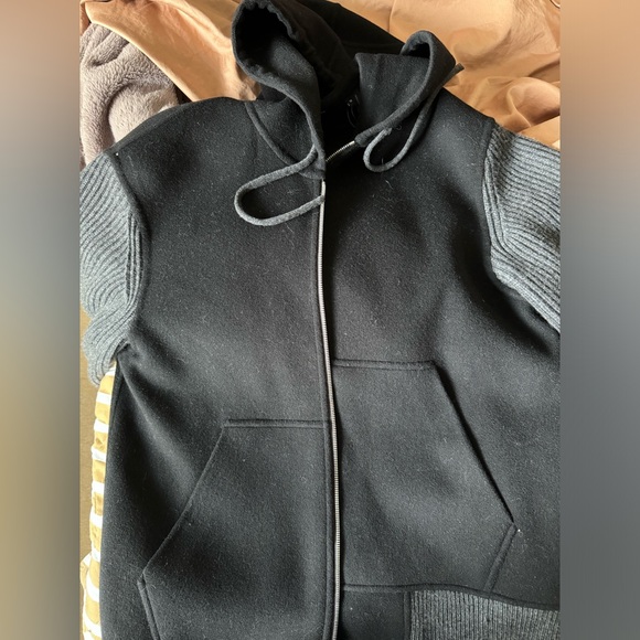 Theory men’s hooded jacket, fabric, size M - Picture 2 of 3